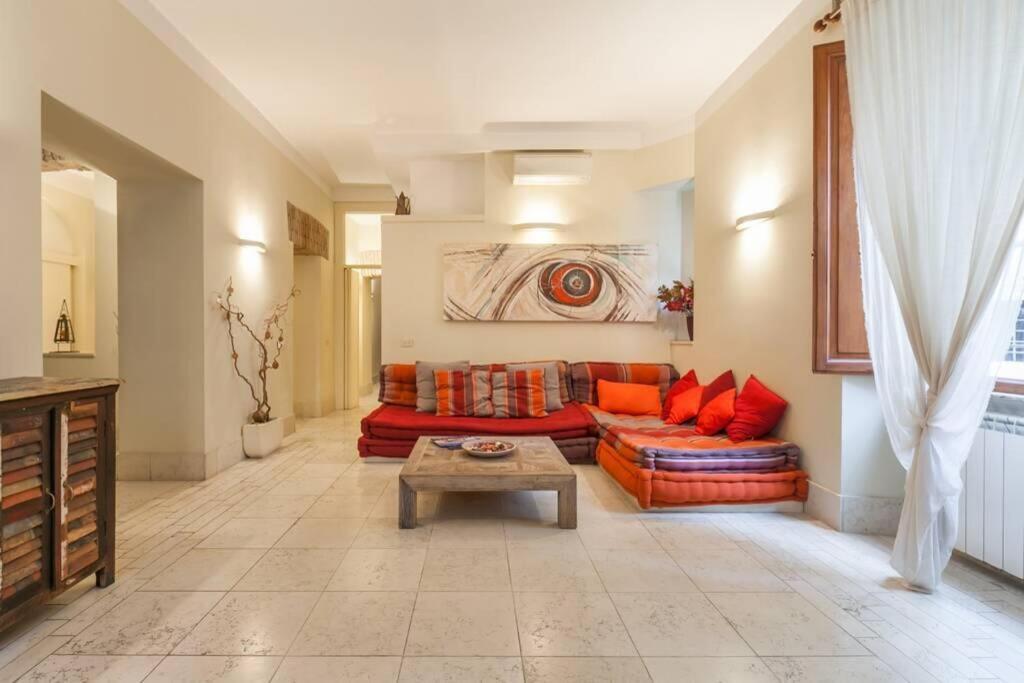 רומא Borgo Pio - Quite And Spacious Apt מראה חיצוני תמונה
